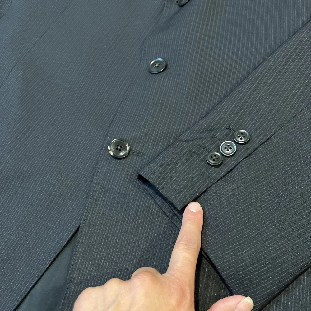 Armani Collezioni Wool Blazer 3-Button  In Pin Black Size 48L Italy